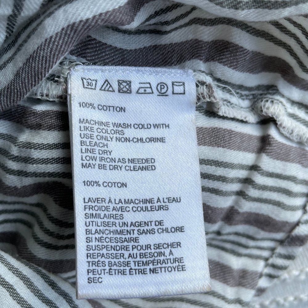 URBAN OUTFITTERS Pin Striped Wrap Crop Top - Picture 4 of 5